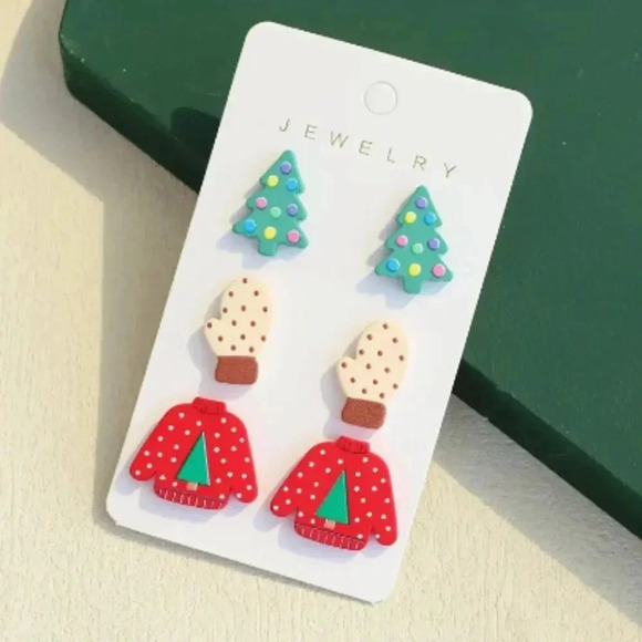 Trio of Holiday Christmas  Stud Earrings - Resin - NEW - Picture 2 of 3